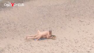 Beach Voyeur. Mature man banging sexy mother I'd like to fuck on the ocean shore